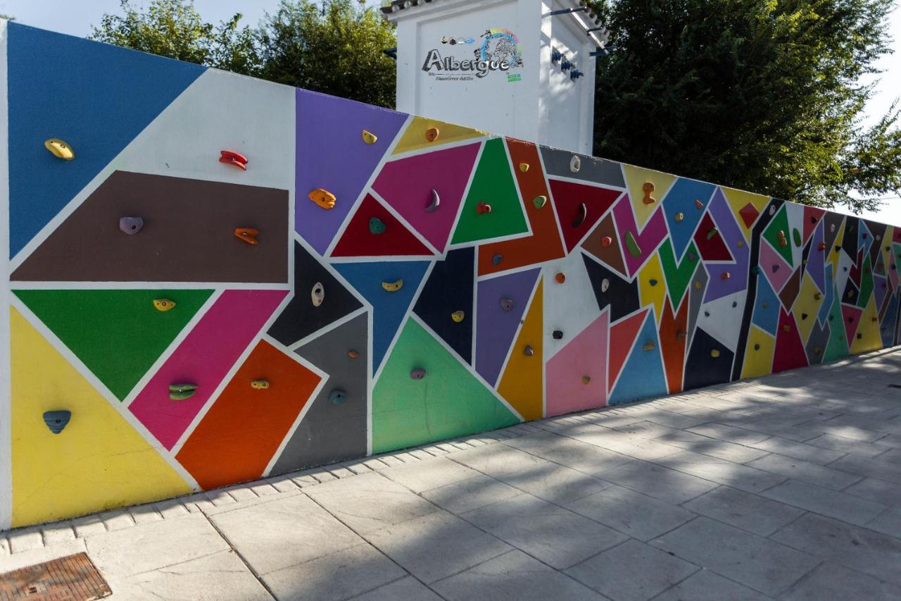 Albergue Multiaventura Active Andalucia อัลโมโดวาร์ เดล ริโอ ภายนอก รูปภาพ