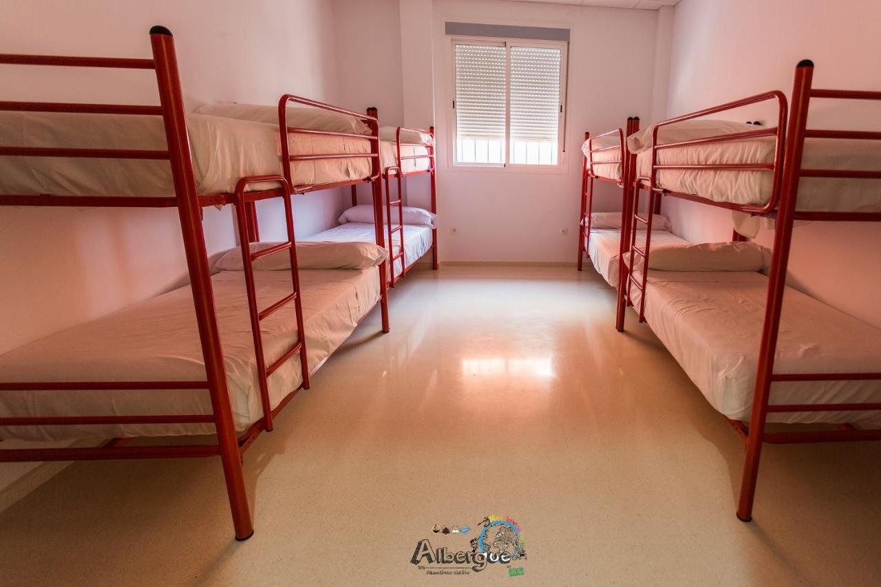 Albergue Multiaventura Active Andalucia อัลโมโดวาร์ เดล ริโอ ภายนอก รูปภาพ